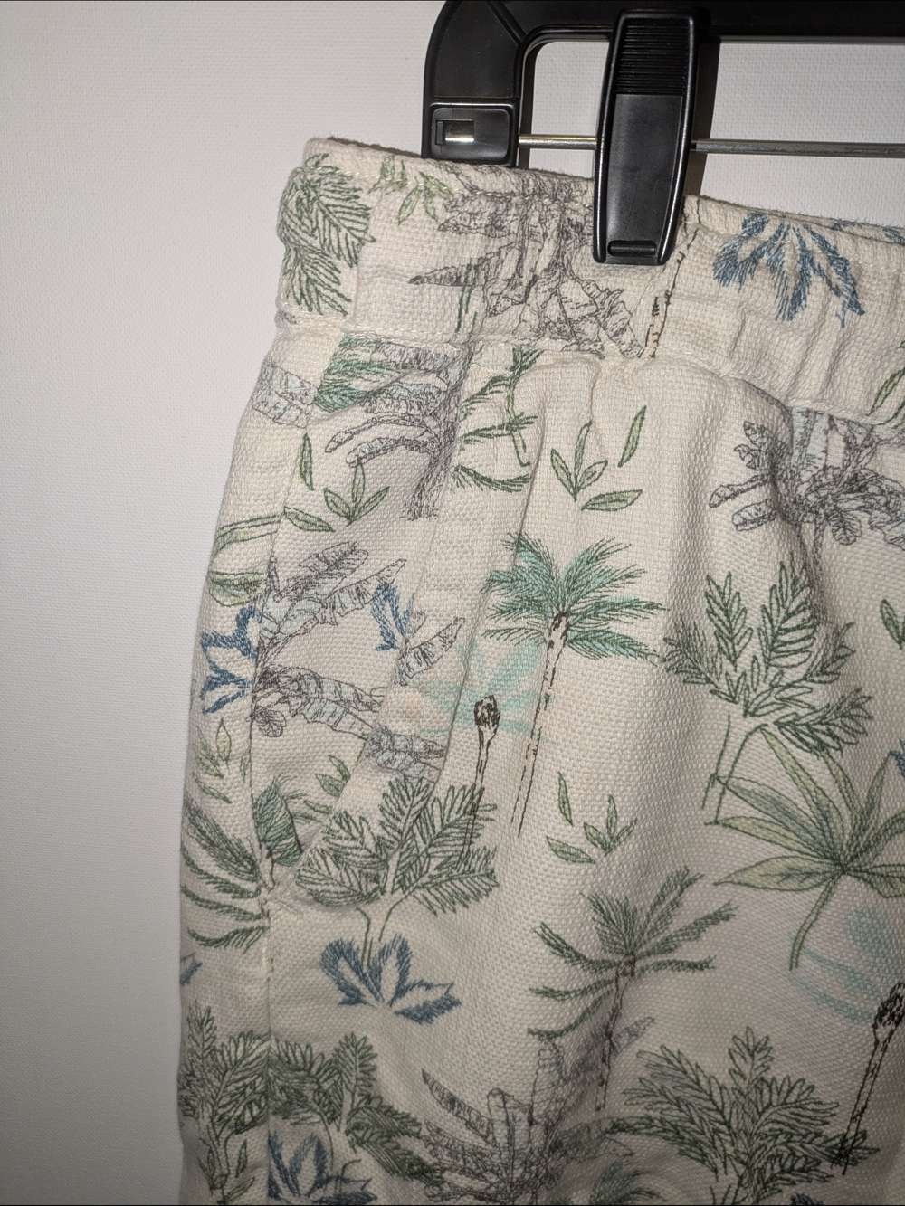 Zara Cream Drawstring Shorts with Green & Blue Palm Print Large - Picture 3 of 6